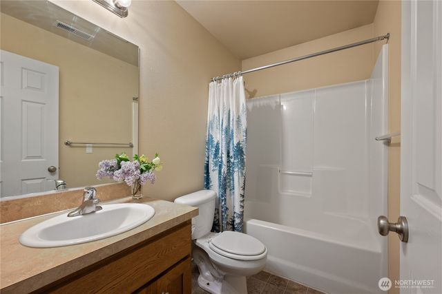 2208 Coal Creek Road, Longview, WA 98632