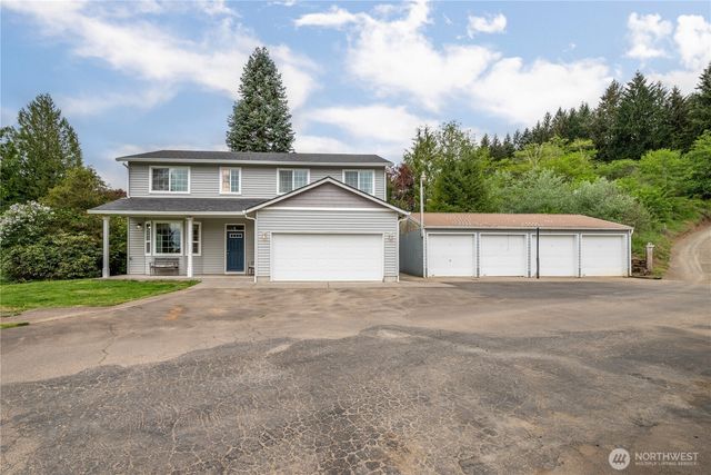 2208 Coal Creek Road, Longview, WA 98632