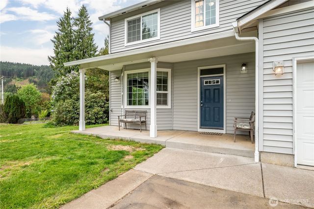 2208 Coal Creek Road, Longview, WA 98632