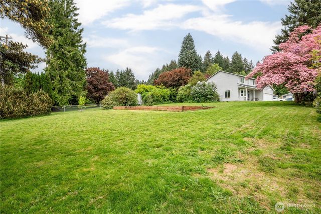 2208 Coal Creek Road, Longview, WA 98632