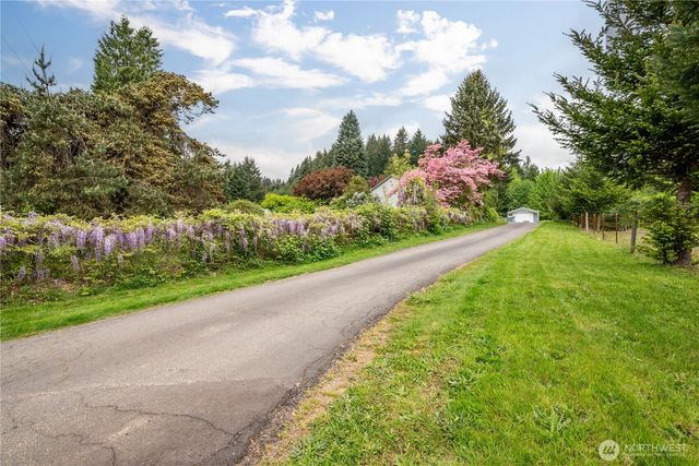 2208 Coal Creek Road, Longview, WA 98632