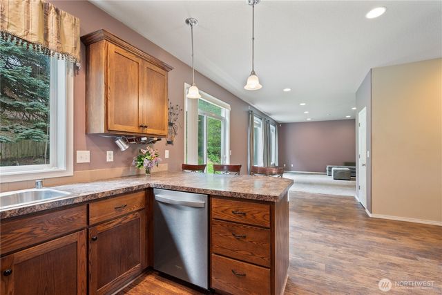 2208 Coal Creek Road, Longview, WA 98632