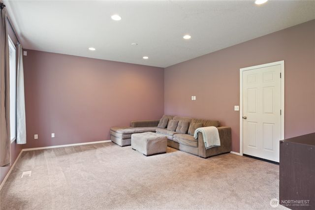 2208 Coal Creek Road, Longview, WA 98632