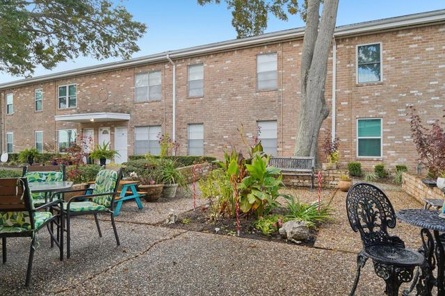 3535 Nasa Rd 1 Parkway 20, Seabrook, TX 77586