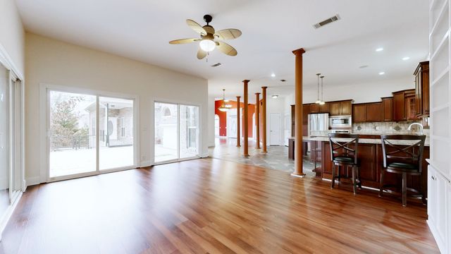 6011 Ocala Rd, Murfreesboro, TN 37128