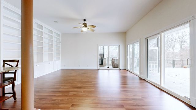 6011 Ocala Rd, Murfreesboro, TN 37128