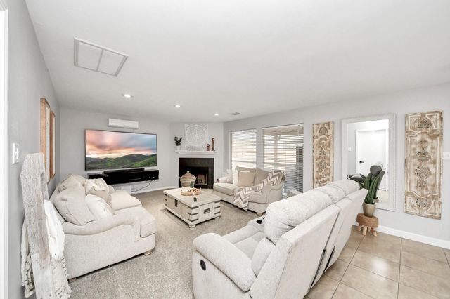 3126 Silverstag Trail Lane, Houston, TX 77073