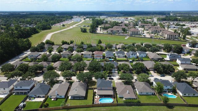 3126 Silverstag Trail Lane, Houston, TX 77073