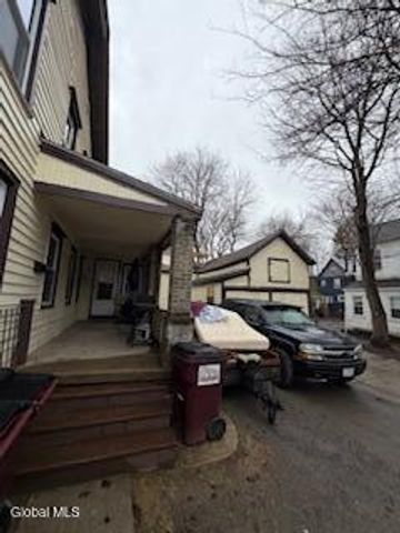 1 Lincoln Street, Gloversville, NY 12078