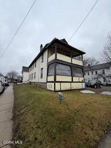 1 Lincoln Street, Gloversville, NY 12078