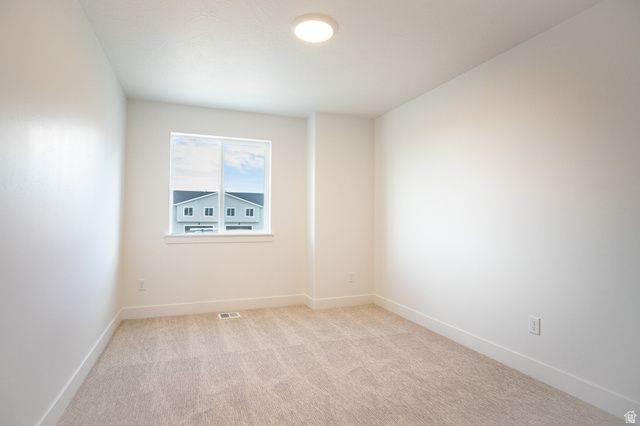 537 W 1850 N, Harrisville, UT 84404
