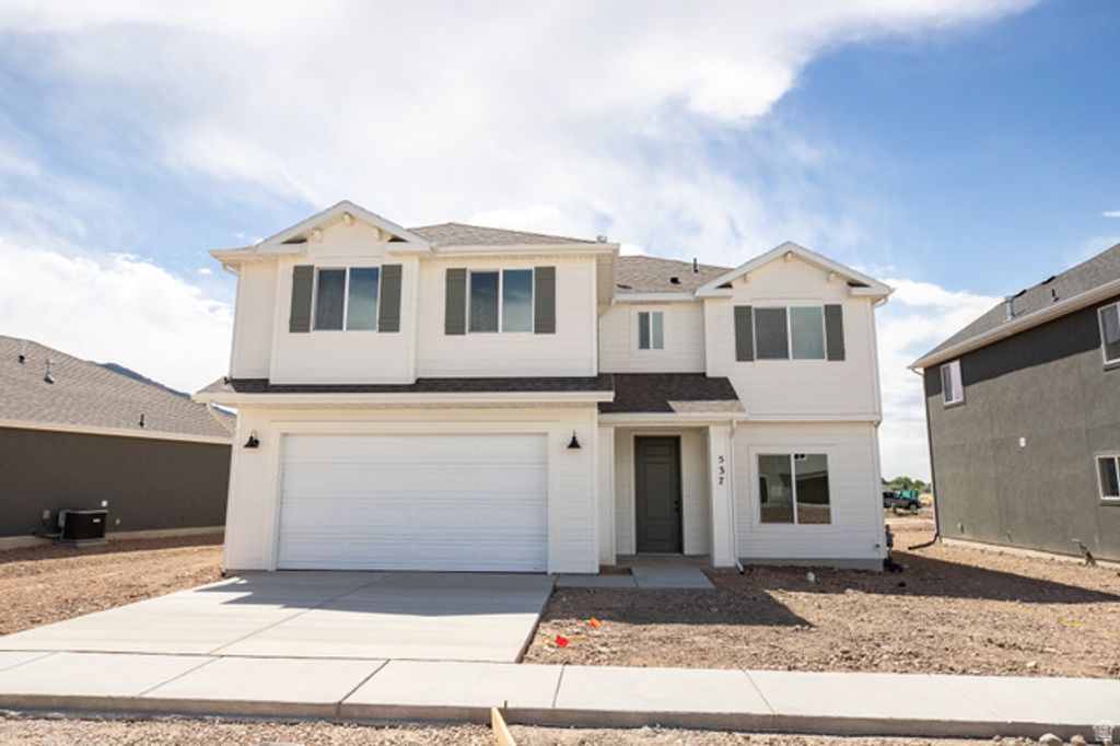 537 W 1850 N, Harrisville, UT 84404