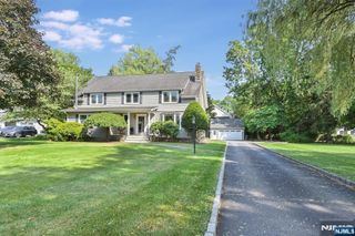 108 Park Avenue, Midland Park, NJ 07432