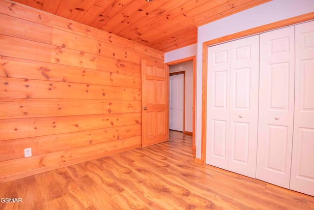 514 Indian Gap Rd, Sevierville, TN 37862