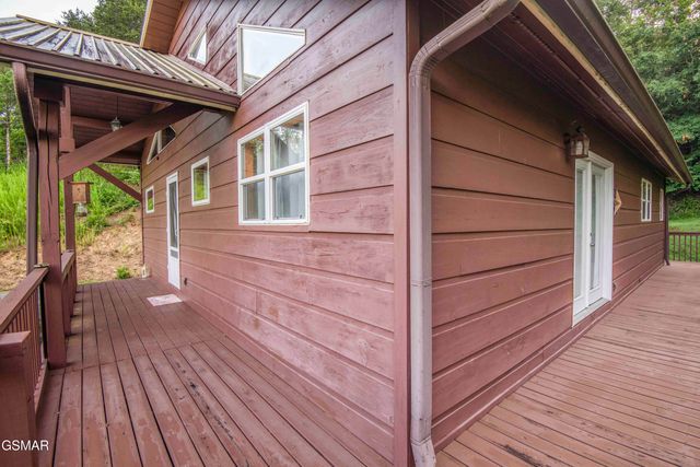 514 Indian Gap Rd, Sevierville, TN 37862