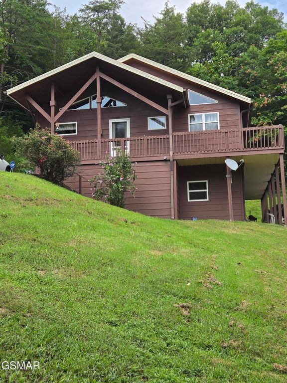 514 Indian Gap Rd, Sevierville, TN 37862