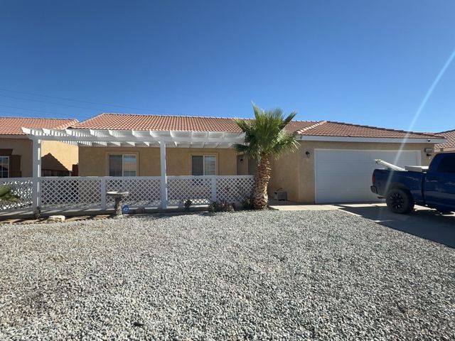 11028 Pemberton Way, Adelanto, CA 92301