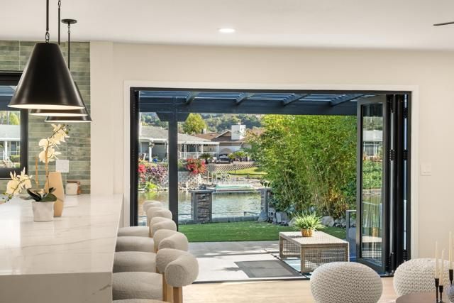 1453 La Habra Drive, San Marcos, CA 92078