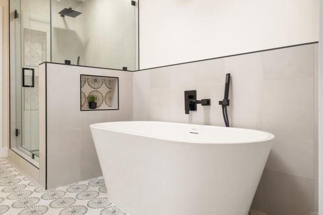 1453 La Habra Drive, San Marcos, CA 92078