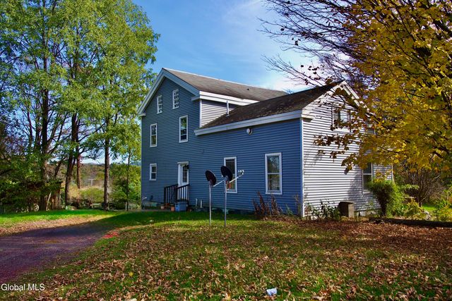 44 Greenfield Lane, Hampton, NY 12837