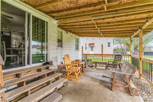 13004 Rockside Road, Garfield Heights, OH 44125