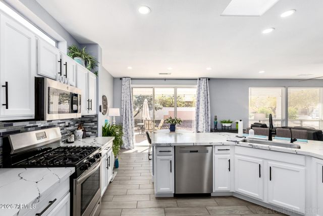 15363 W BLACK GOLD Lane, Sun City West, AZ 85375