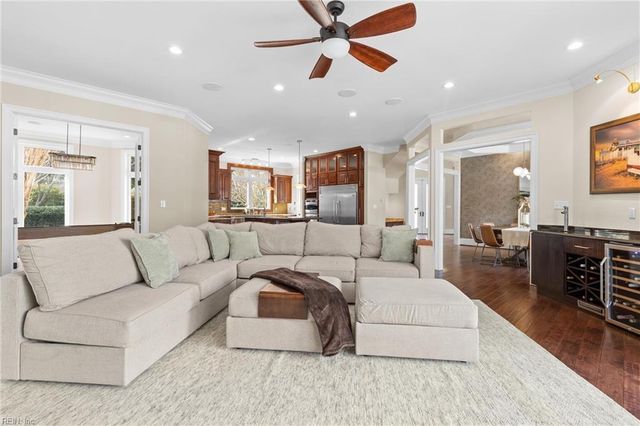 2336 Spindrift RD, Virginia Beach, VA 23451