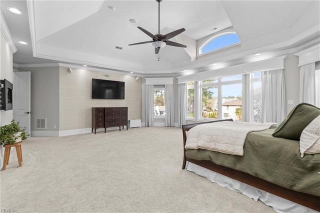 2336 Spindrift RD, Virginia Beach, VA 23451