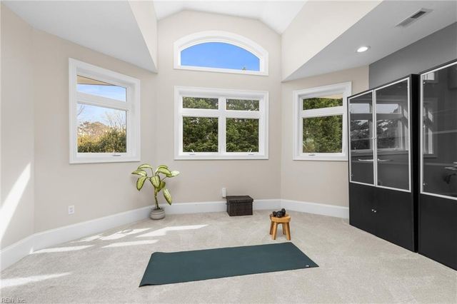 2336 Spindrift RD, Virginia Beach, VA 23451