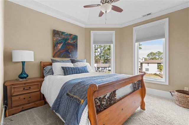 2336 Spindrift RD, Virginia Beach, VA 23451