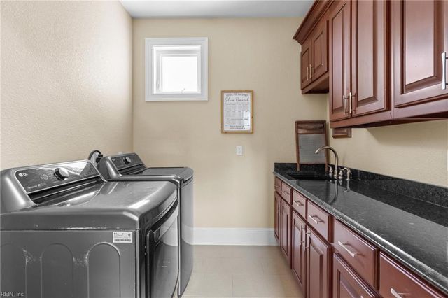 2336 Spindrift RD, Virginia Beach, VA 23451