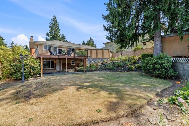 16613 19th Avenue SW, Burien, WA 98166