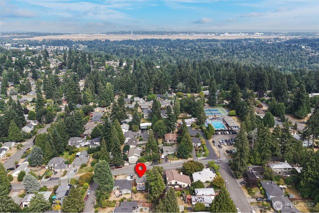 16613 19th Avenue SW, Burien, WA 98166