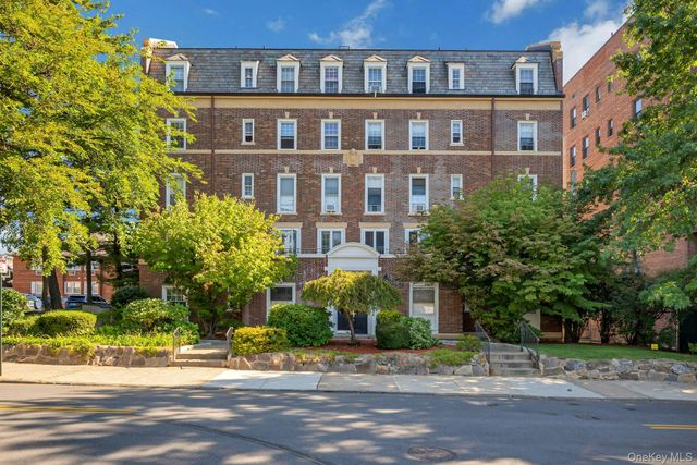 208 Centre Avenue 2A, New Rochelle, NY 10805