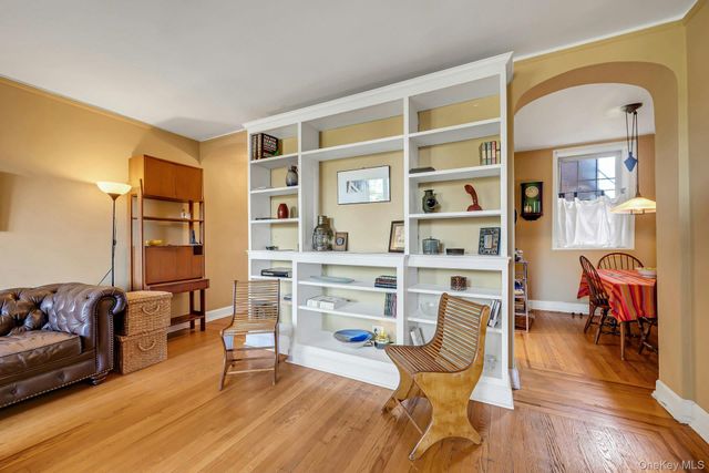 208 Centre Avenue 2A, New Rochelle, NY 10805