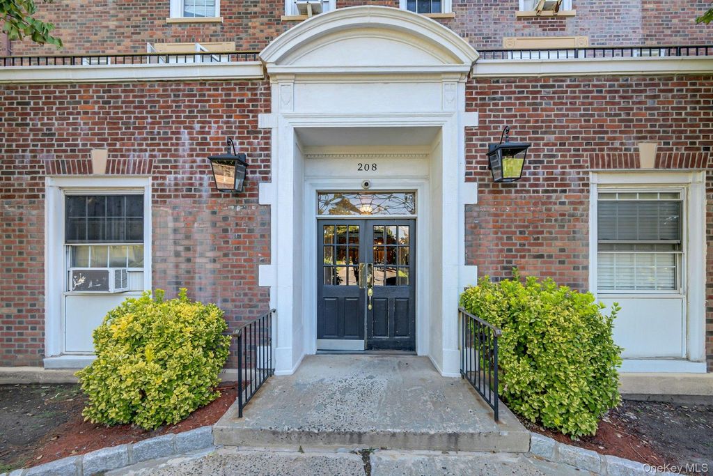 208 Centre Avenue 2A, New Rochelle, NY 10805 — photo 3