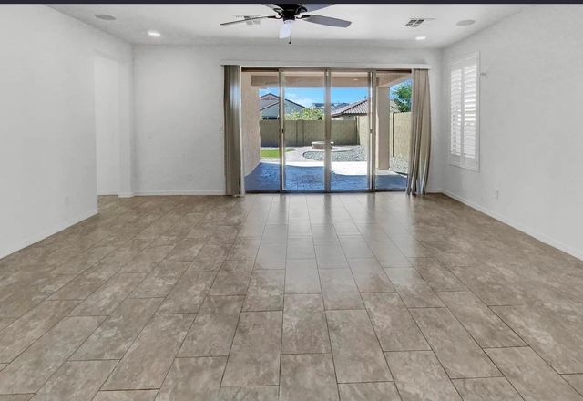 6418 W Mark Lane, Phoenix, AZ 85083