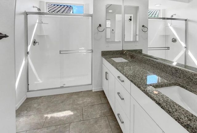 6418 W Mark Lane, Phoenix, AZ 85083