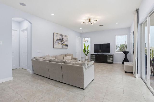 7384 Moneta Street, Lake Worth, FL 33467