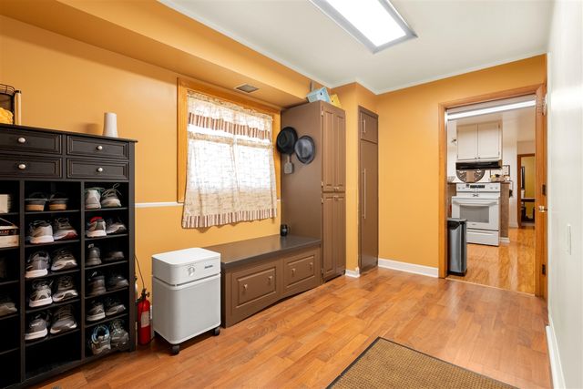 8390 Gull Road, Richland, MI 49083