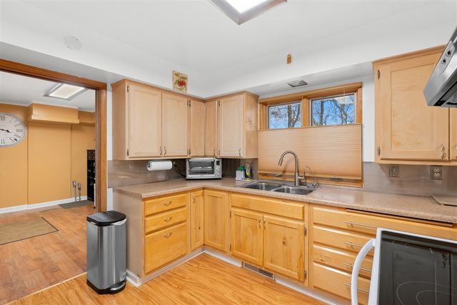 8390 Gull Road, Richland, MI 49083