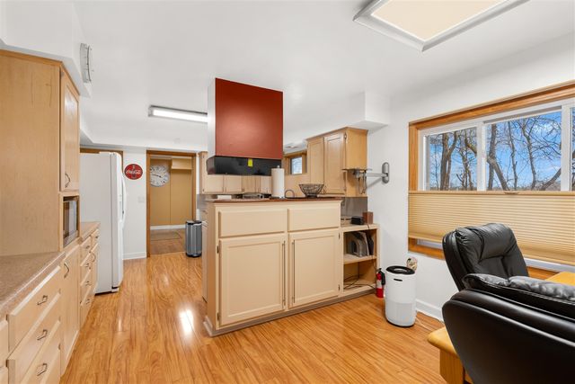 8390 Gull Road, Richland, MI 49083