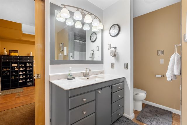 8390 Gull Road, Richland, MI 49083