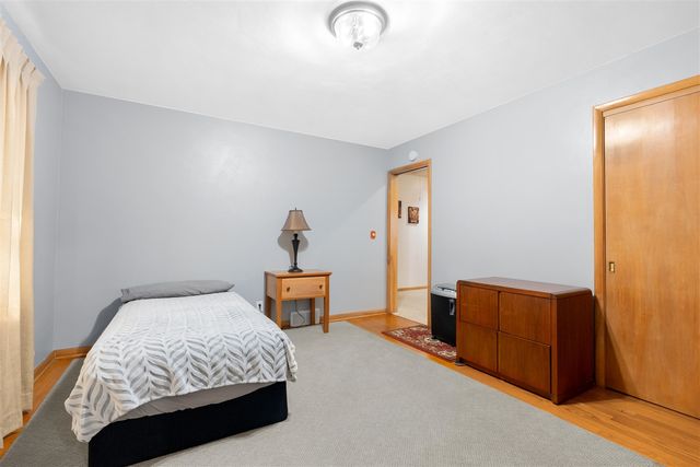 8390 Gull Road, Richland, MI 49083