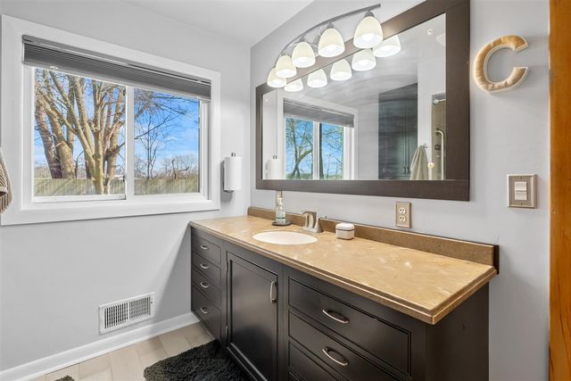 8390 Gull Road, Richland, MI 49083