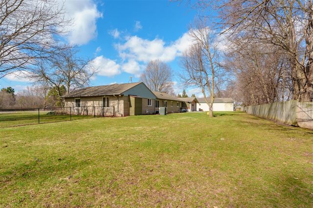 8390 Gull Road, Richland, MI 49083