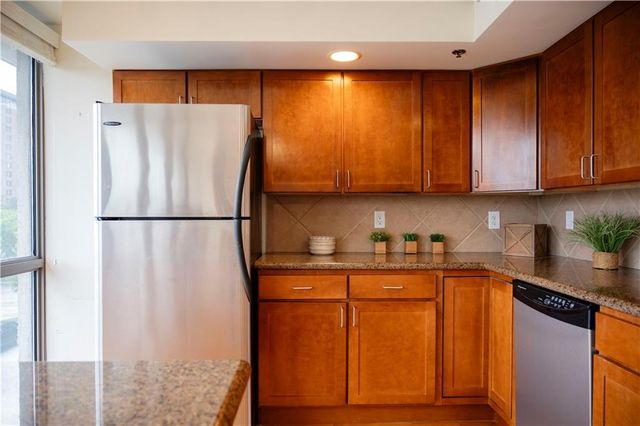 600 E Admiral Boulevard 604, Kansas City, MO 64106