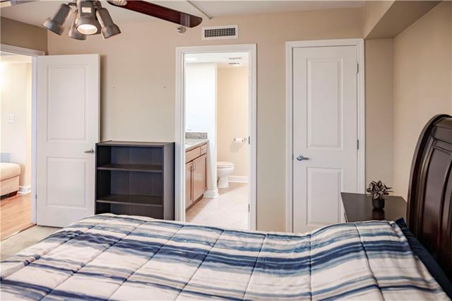 600 E Admiral Boulevard 604, Kansas City, MO 64106