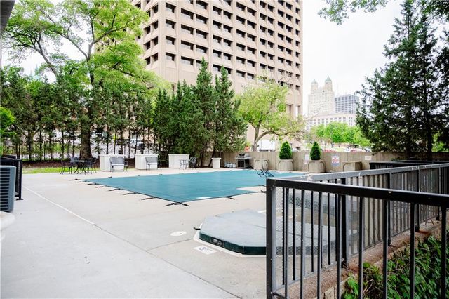 600 E Admiral Boulevard 604, Kansas City, MO 64106