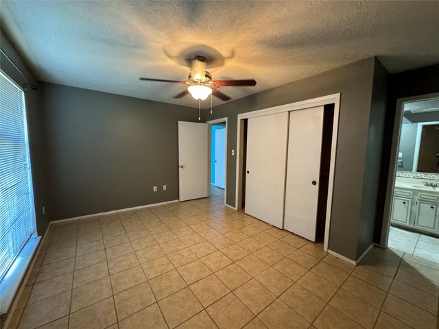 6223 Weststar Lane, Houston, TX 77072